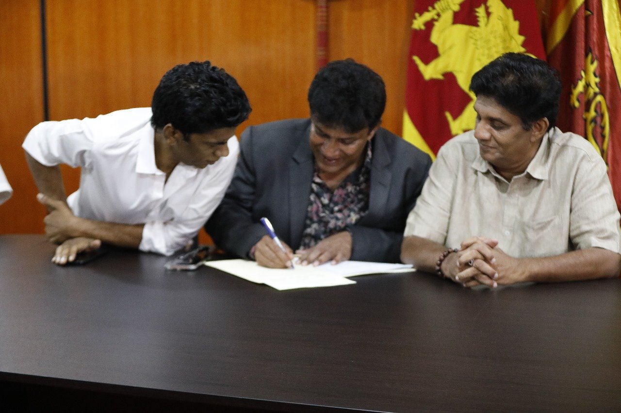 Read more about the article மலையக தமிழர்களுக்கு சம உரிமை கிட்டுமா?